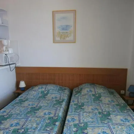 Studio Avec Piscine Face A La Mer A - Fr-1-3-430 * Biarriz